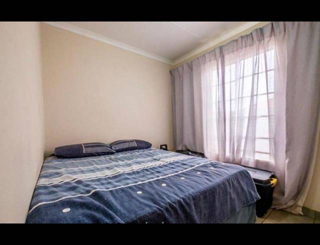 3 BEDROOM HOUSE FOR SALE IN SKY CITY